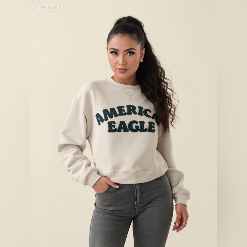American Eagle Cream and Green Sweatshirt XS
